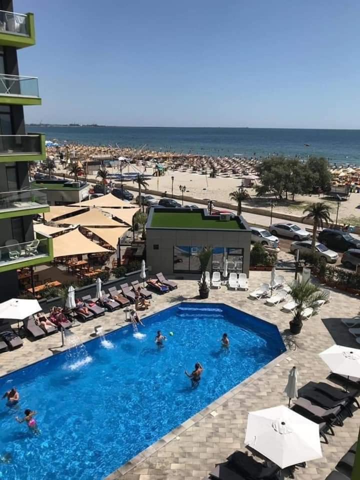 Isabelle Apartament Alezzi Beach Resort Mamaia Nord Неводарі Екстер'єр фото