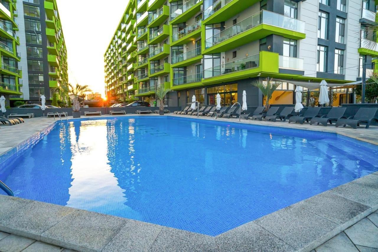 Isabelle Apartament Alezzi Beach Resort Mamaia Nord Неводарі Екстер'єр фото