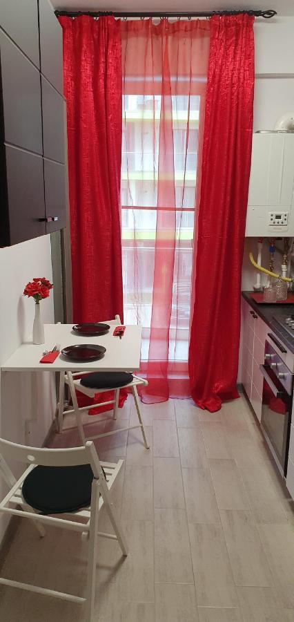 Isabelle Apartament Alezzi Beach Resort Mamaia Nord Неводарі Екстер'єр фото