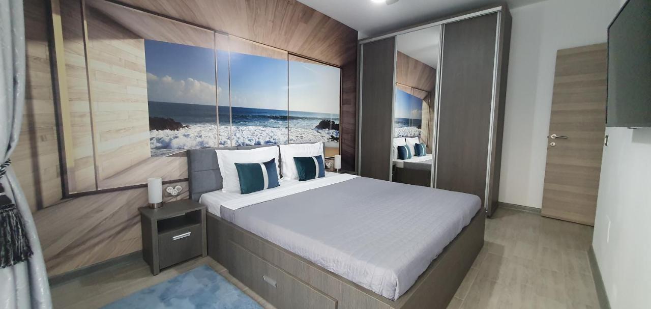 Isabelle Apartament Alezzi Beach Resort Mamaia Nord Неводарі Екстер'єр фото