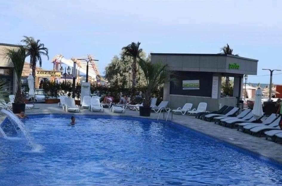 Isabelle Apartament Alezzi Beach Resort Mamaia Nord Неводарі Екстер'єр фото
